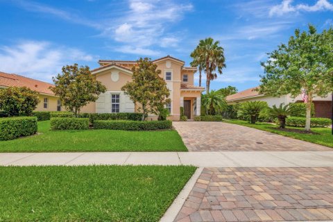 House in Jupiter, Florida 4 bedrooms, 262.82 sq.m. № 2168255 - photo 20
