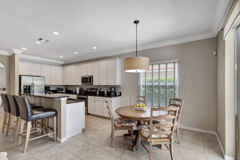 House in Jupiter, Florida 4 bedrooms, 262.82 sq.m. № 2168255 - photo 27