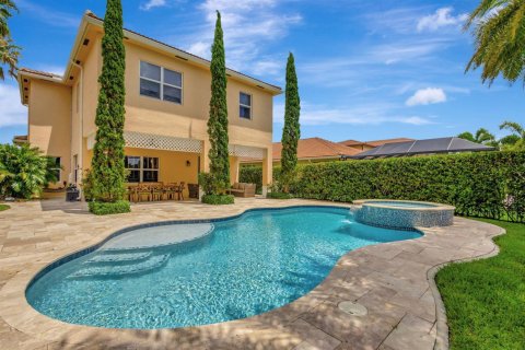 House in Jupiter, Florida 4 bedrooms, 262.82 sq.m. № 2168255 - photo 6