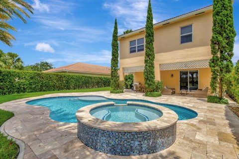 House in Jupiter, Florida 4 bedrooms, 262.82 sq.m. № 2168255