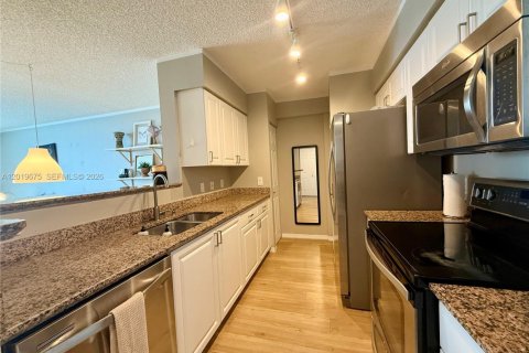 Copropriété à louer à Miami, Floride: 1 chambre, 70.61 m2 № 2169076 - photo 14