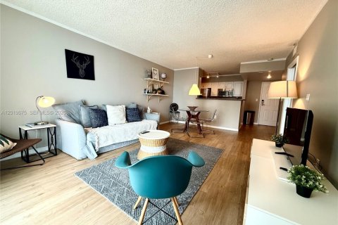 Copropriété à louer à Miami, Floride: 1 chambre, 70.61 m2 № 2169076 - photo 23