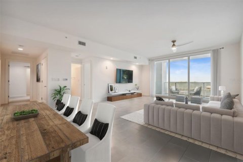Condominio en alquiler en Clearwater, Florida, 2 dormitorios, 173.26 m2 № 1917132 - foto 2