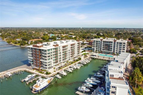 Condominio en alquiler en Clearwater, Florida, 2 dormitorios, 173.26 m2 № 1917132 - foto 1