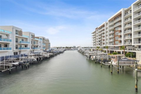 Condominio en alquiler en Clearwater, Florida, 2 dormitorios, 173.26 m2 № 1917132 - foto 23