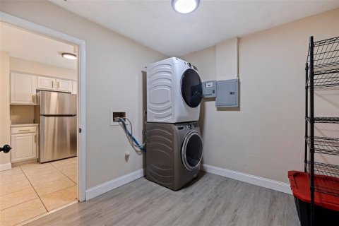 Casa en venta en Saint Petersburg, Florida, 3 dormitorios, 99.22 m2 № 1298036 - foto 13