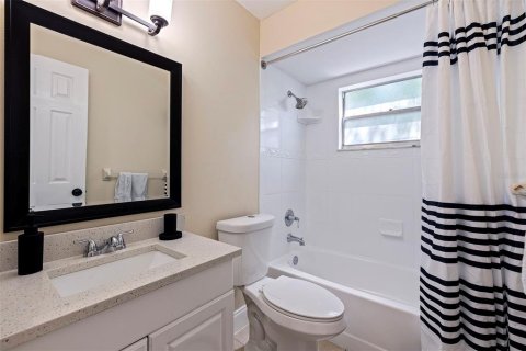 Casa en venta en Saint Petersburg, Florida, 3 dormitorios, 99.22 m2 № 1298036 - foto 16