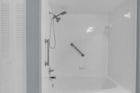 Copropriété à louer à Jensen Beach, Floride: 2 chambres, 99.13 m2 № 2390125 - photo 16