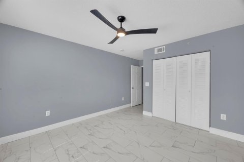 Copropriété à louer à Jensen Beach, Floride: 2 chambres, 99.13 m2 № 2390125 - photo 15