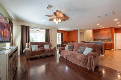 Villa ou maison à vendre à Land O' Lakes, Floride: 6 chambres, 311.78 m2 № 1677060 - photo 6