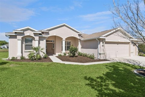 Casa en Leesburg, Florida 3 dormitorios, 207.73 m2 № 2139449