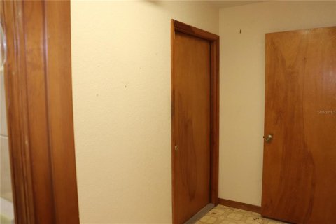 Casa en venta en Silver Springs Shores, Florida, 3 dormitorios, 170.94 m2 № 2230423 - foto 18