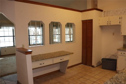 Casa en venta en Silver Springs Shores, Florida, 3 dormitorios, 170.94 m2 № 2230423 - foto 7