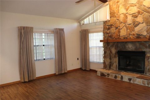 Casa en venta en Silver Springs Shores, Florida, 3 dormitorios, 170.94 m2 № 2230423 - foto 10