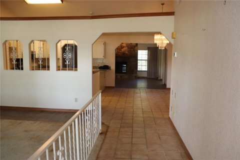 Casa en venta en Silver Springs Shores, Florida, 3 dormitorios, 170.94 m2 № 2230423 - foto 5