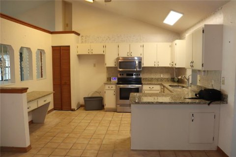 Casa en venta en Silver Springs Shores, Florida, 3 dormitorios, 170.94 m2 № 2230423 - foto 11