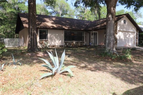 Casa en venta en Silver Springs Shores, Florida, 3 dormitorios, 170.94 m2 № 2230423 - foto 2