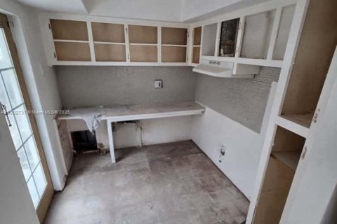 Купить виллу или дом в Окленд-Парк, Флорида 2 спальни, 81.75м2, № 1953103 - фото 16