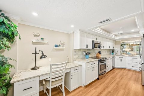 Condo in Sarasota, Florida, 2 bedrooms  № 2152175 - photo 7