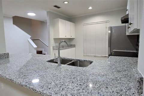Touwnhouse à louer à Orlando, Floride: 2 chambres, 113.99 m2 № 2389404 - photo 25