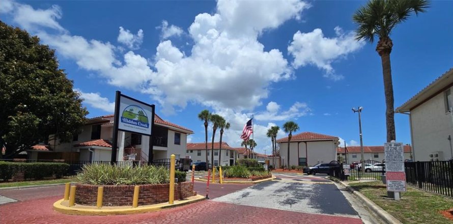 Touwnhouse à Orlando, Floride 2 chambres, 113.99 m2 № 2389404