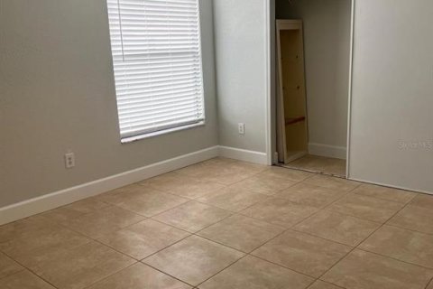 Touwnhouse à louer à Orlando, Floride: 2 chambres, 113.99 m2 № 2389404 - photo 19