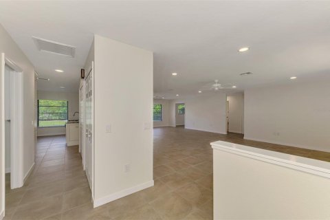 House in Nokomis, Florida 3 bedrooms, 181.62 sq.m. № 2113254 - photo 9