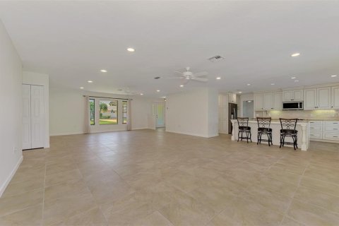 House in Nokomis, Florida 3 bedrooms, 181.62 sq.m. № 2113254 - photo 18
