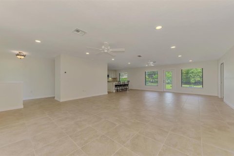 House in Nokomis, Florida 3 bedrooms, 181.62 sq.m. № 2113254 - photo 14