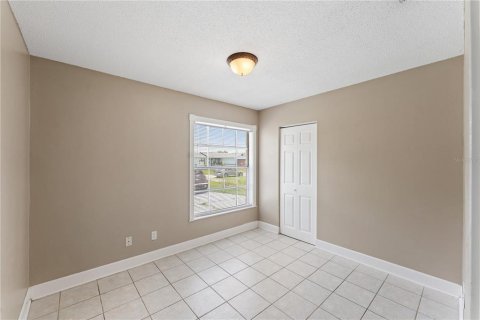 Villa ou maison à louer à Kissimmee, Floride: 2 chambres, 89.28 m2 № 1813189 - photo 16