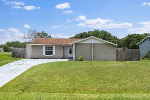 Villa ou maison à Kissimmee, Floride 2 chambres, 89.28 m2 № 1813189