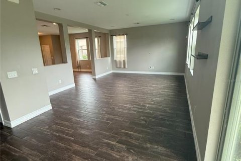 Casa en alquiler en Wesley Chapel, Florida, 4 dormitorios, 241.55 m2 № 1885555 - foto 5