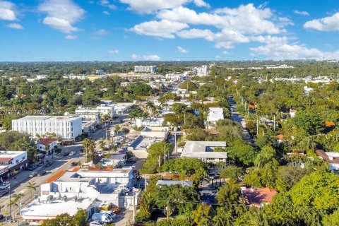 Villa ou maison à vendre à Miami, Floride: 2 chambres, 142.14 m2 № 1999018 - photo 27