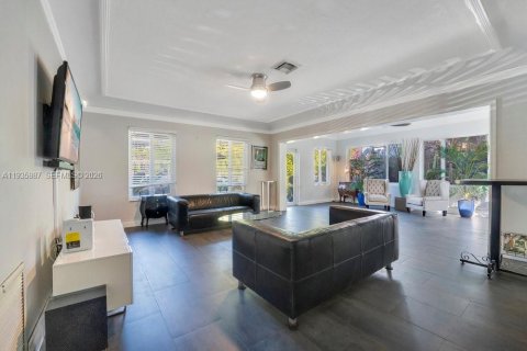 Villa ou maison à vendre à Miami, Floride: 2 chambres, 142.14 m2 № 1999018 - photo 6