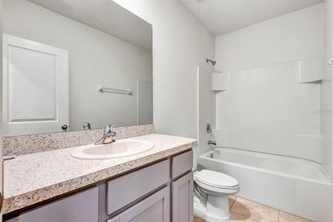 Touwnhouse à vendre à Apollo Beach, Floride: 3 chambres, 158.58 m2 № 2432607 - photo 28