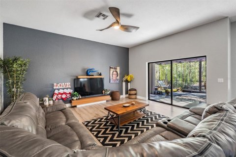Villa ou maison à vendre à Dade City, Floride: 4 chambres, 215.72 m2 № 1761398 - photo 5