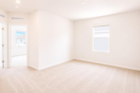 Touwnhouse à louer à Clermont, Floride: 3 chambres, 174.01 m2 № 2150232 - photo 4