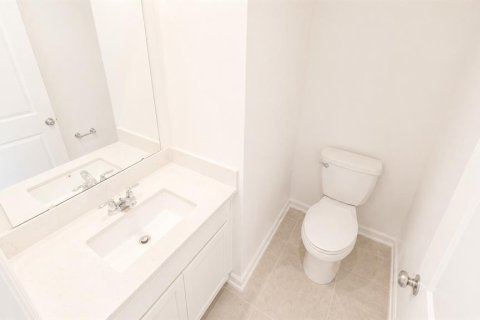 Touwnhouse à louer à Clermont, Floride: 3 chambres, 174.01 m2 № 2150232 - photo 9