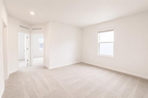 Touwnhouse à louer à Clermont, Floride: 3 chambres, 174.01 m2 № 2150232 - photo 10