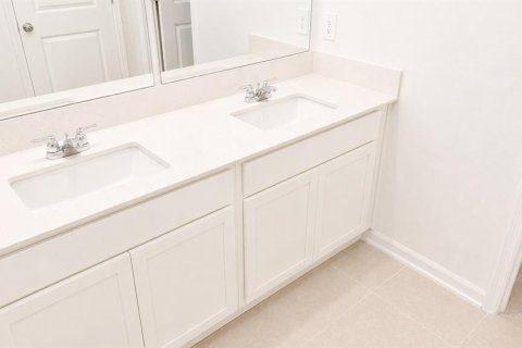 Touwnhouse à louer à Clermont, Floride: 3 chambres, 174.01 m2 № 2150232 - photo 19