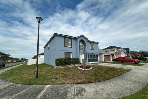 Casa en venta en Sanford, Florida, 5 dormitorios, 279.82 m2 № 2205883 - foto 2