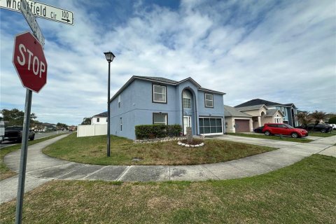 Casa en venta en Sanford, Florida, 5 dormitorios, 279.82 m2 № 2205883 - foto 3