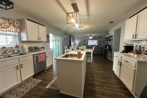 Casa en venta en Sanford, Florida, 5 dormitorios, 279.82 m2 № 2205883 - foto 13