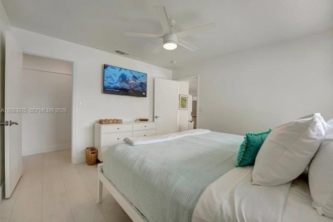 Villa ou maison à louer à Fort Lauderdale, Floride: 2 chambres, 245.26 m2 № 2350551 - photo 5
