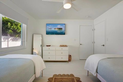 Villa ou maison à louer à Fort Lauderdale, Floride: 2 chambres, 245.26 m2 № 2350551 - photo 3