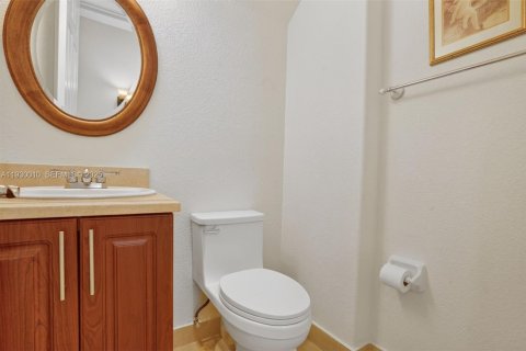 Купить виллу или дом в Майами, Флорида 5 спален, 277.41м2, № 2034530 - фото 19