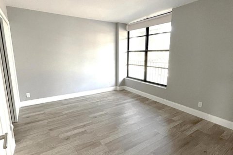 Купить кондоминиум в Бока-Ратон, Флорида 3 комнаты, 93.83м2, № 2083963 - фото 18