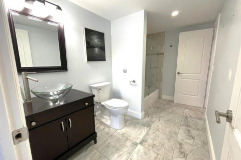 Купить кондоминиум в Бока-Ратон, Флорида 3 комнаты, 93.83м2, № 2083963 - фото 13