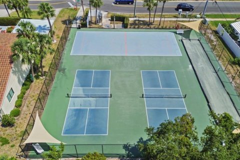 Condo in Largo, Florida, 2 bedrooms  № 1901362 - photo 20