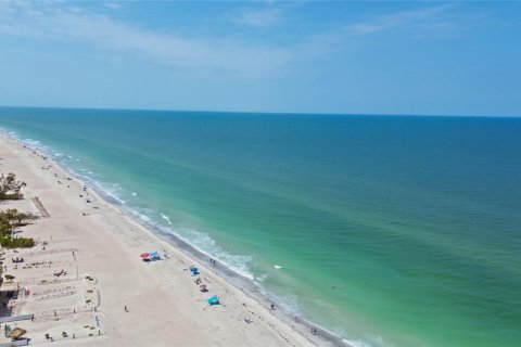Condo in Largo, Florida, 2 bedrooms  № 1901362 - photo 18